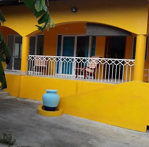 Beau Vallon Residence * Beau Vallon